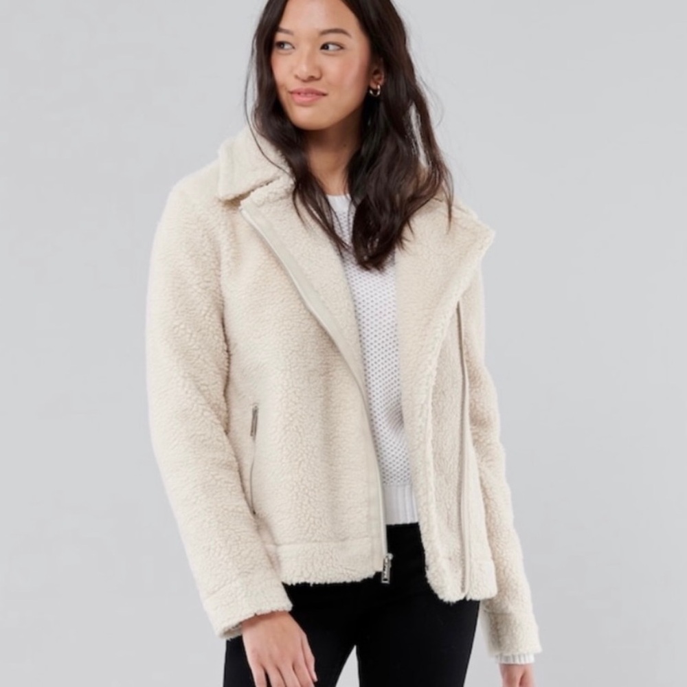 Hollister Sherpa jacket